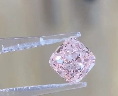VVS2 Lab Grown Baby Pink Diamonds يتوهم الوردي المكثف وسادة الماس فضفاض