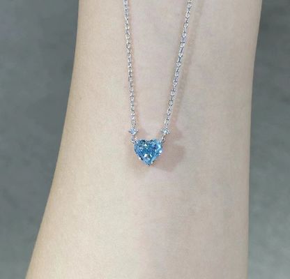 1.51ct الماس المختبر المجوهرات الاصطناعية سي في دي القلب الأزرق قطع القلادة 18 كارت الذهب الأبيض