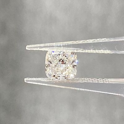 وسادة مطولة 2.2ct F VS كما نمت غير معالجة CVD مختبر نمت الماس