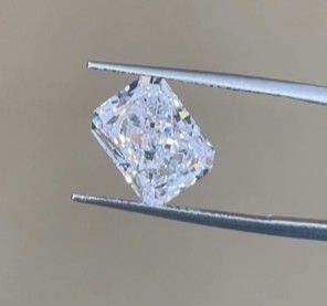 الماس المزروع في المختبر CVD DEF VS 1-15ct Radiant Brilliant Cut معتمد من IGI