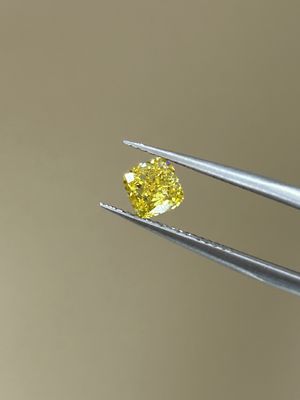 كوشن ليب الماس المزروع IGI المعتمد الماس المختبر المخلوق الماس الأصفر HPHT